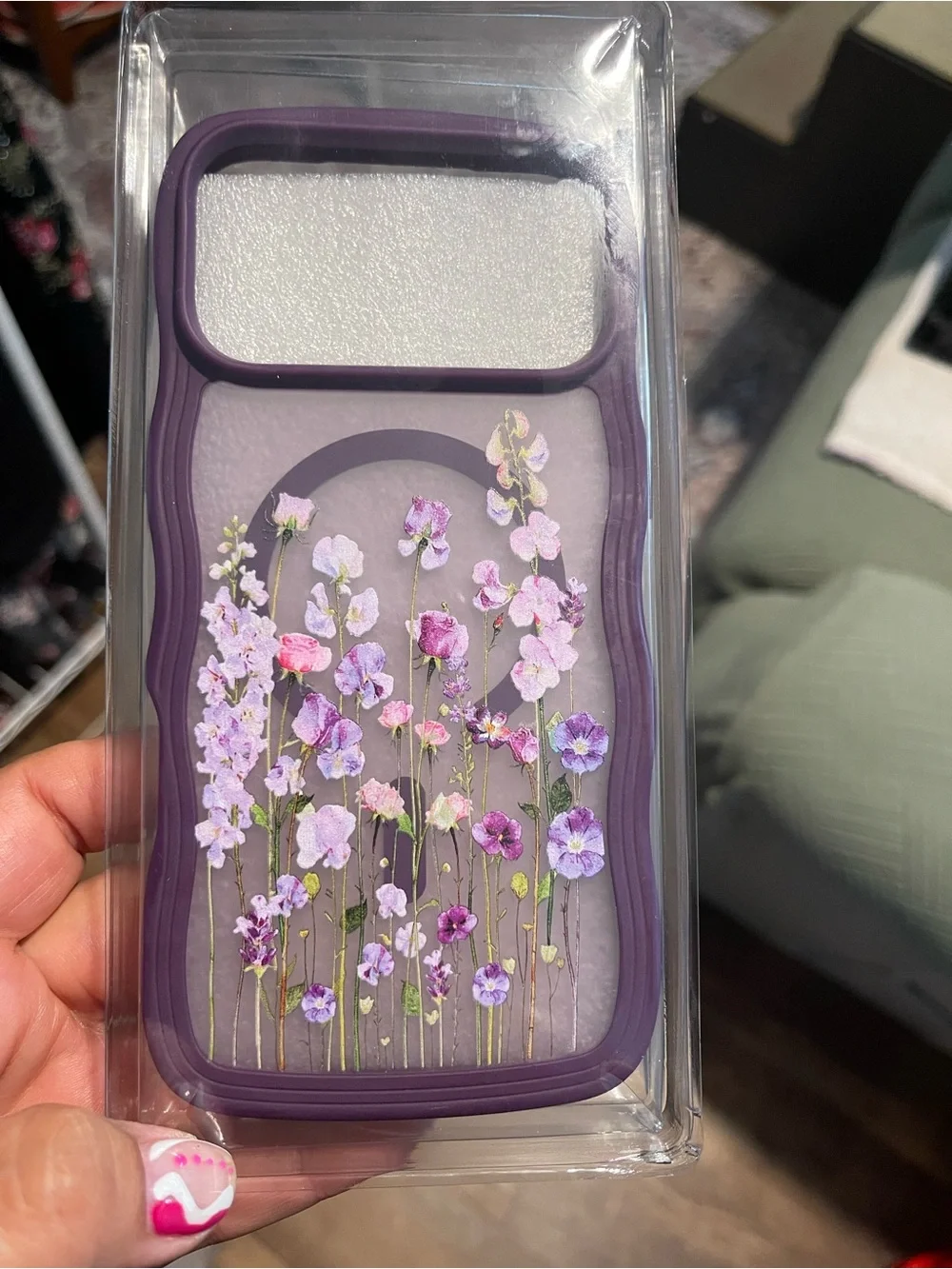 Magnetic Floral iPhone 17 Pro Max Case - Lavender Purple